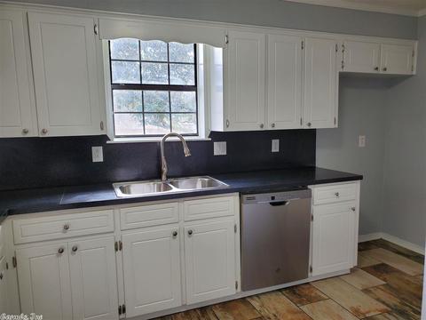 15 White Oak Dr, Cabot, AR 72023 photo 2