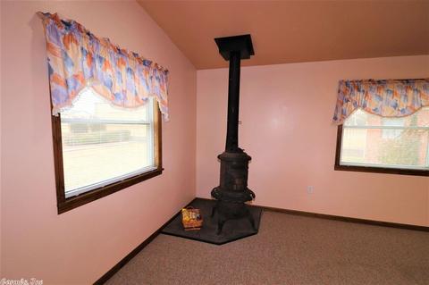 924 Division St, Malvern, AR 72104 photo 7