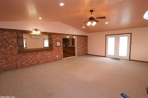 924 Division St, Malvern, AR 72104 photo 8