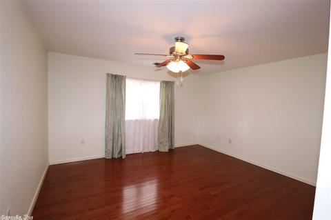 924 Division St, Malvern, AR 72104 photo 9