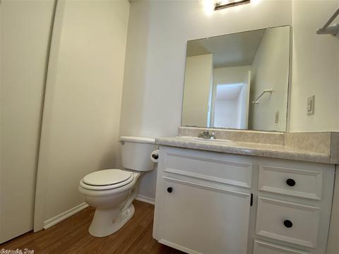 15 Woodbriar Ct, Jacksonville, AR 72076 photo 9
