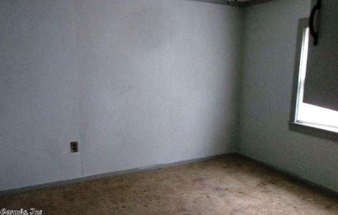 415 N Main St, Rector, AR 72461 photo 7