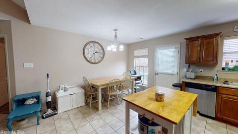 904 Queens Ct, Benton, AR 72019 photo 9