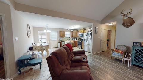 904 Queens Ct, Benton, AR 72019 photo 4
