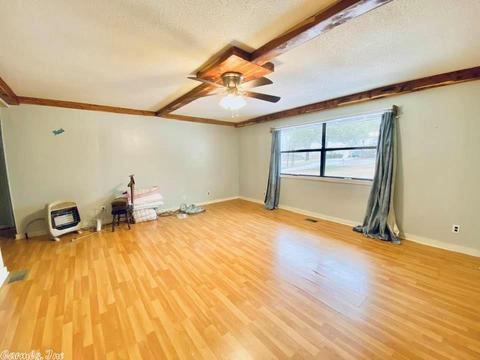 1004 Oak St, Mountain View, AR 72560 photo 5