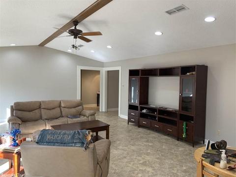 6102 Timber Ridge Dr, Pine Bluff, AR 71603 photo 3