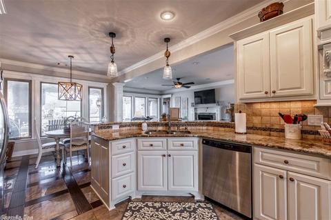 7107 E Worth Ave, Benton, AR 72019 photo 9