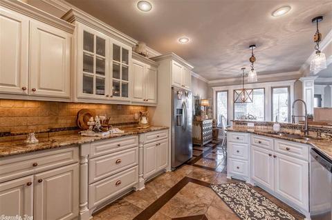 7107 E Worth Ave, Benton, AR 72019 photo 10