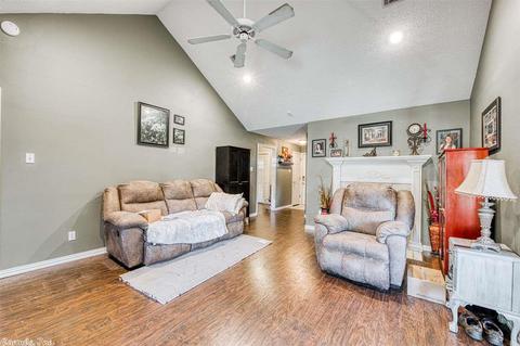 205 Pickwicket, Conway, AR 72034 photo 4