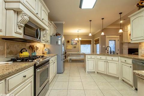 909 Hunter Lee Dr, Bryant, AR 72022 photo 17