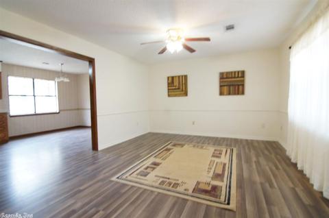 206 Hickory, Beebe, AR 72012 photo 4