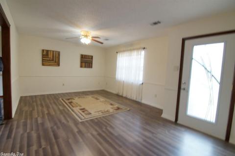 206 Hickory, Beebe, AR 72012 photo 3