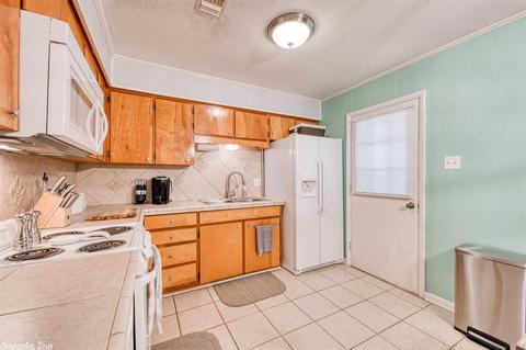 1313 Sunset Dr, Conway, AR 72034 photo 9