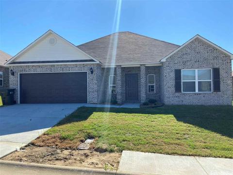 2110 Matthews Meadows Ln, Conway, AR 72032 photo 1