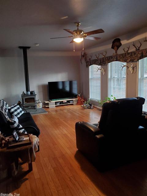 909 Diamond Bluff Rd, Quitman, AR 72131 photo 6