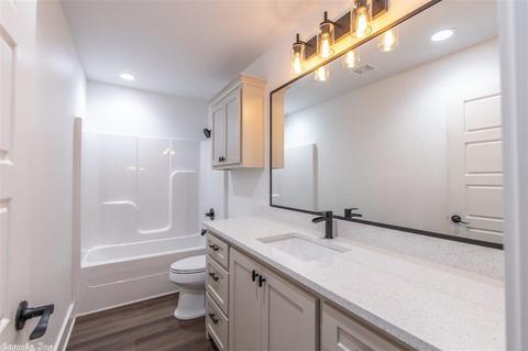 1725 Hobbiton Cir, Conway, AR 72032 photo 17