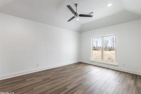 1725 Hobbiton Cir, Conway, AR 72032 photo 11