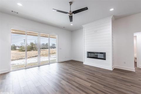 1725 Hobbiton Cir, Conway, AR 72032 photo 5