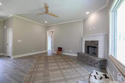 714 Dawsons Pointe Ave, Bryant, AR 72022 photo 8