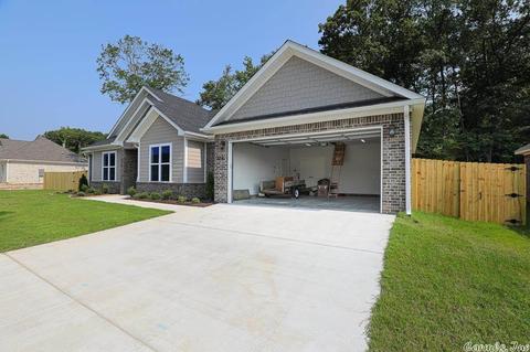 714 Dawsons Pointe Ave, Bryant, AR 72022 photo 2