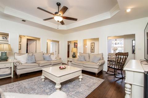 2702 Millbrook Dr, Benton, AR 72015 photo 9