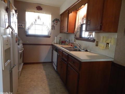 2801 Stivers Blvd, Bryant, AR 72022 photo 4