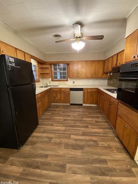 210 W 6th St, Altheimer, AR 72004 photo 9