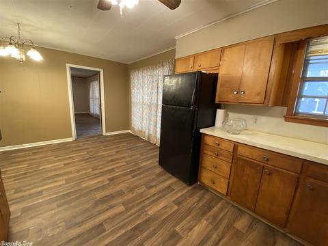 210 W 6th St, Altheimer, AR 72004 photo 8