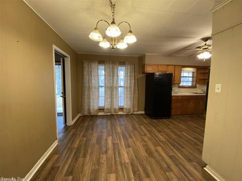 210 W 6th St, Altheimer, AR 72004 photo 5