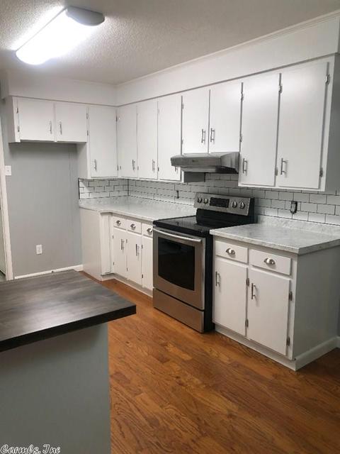 704 J K St, Searcy, AR 72143 photo 5