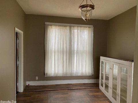 106 W Central St, Warren, AR 71671 photo 8
