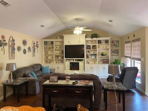 34 Summerset Pl, Pine Bluff, AR 71603 photo 2
