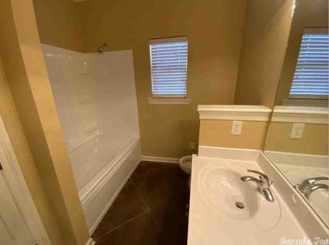 405 Quiet Cv, Conway, AR 72034 photo 3