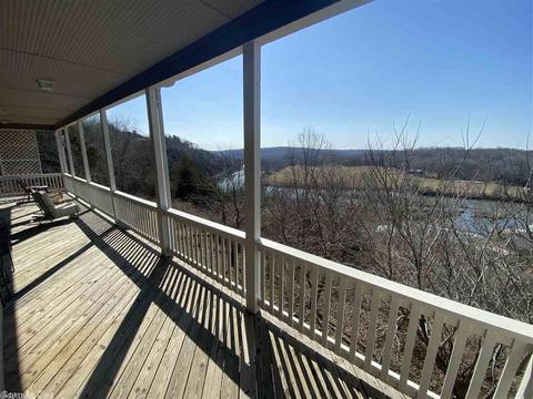 57 Bluff Rd, Hardy, AR 72542 photo 2