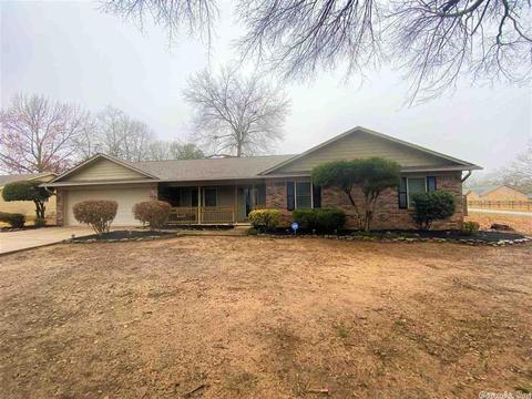 1820 Foxrun Rd, Benton, AR 72019 photo 1
