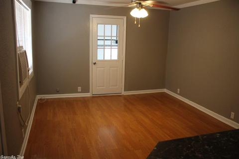 242 E Forsythe, Pyatt, AR 72672 photo 4
