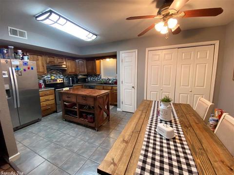 1809 Chaffin Rd, Trumann, AR 72472 photo 4