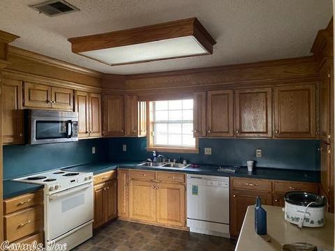 2 Apache Cir, Lonoke, AR 72086 photo 7