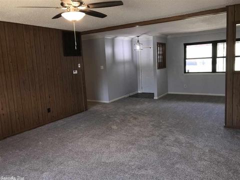2006 E Lakeview Dr, Benton, AR 72015 photo 3