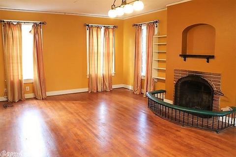 3300 S Poplar St, Pine Bluff, AR 71603 photo 6