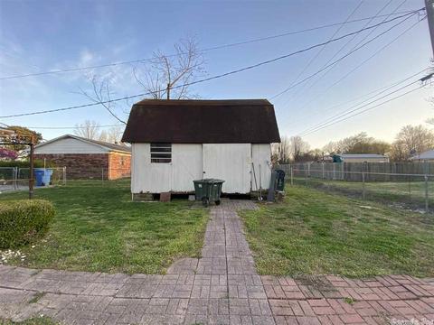 415 NW 3rd St, Corning, AR 72422 photo 5