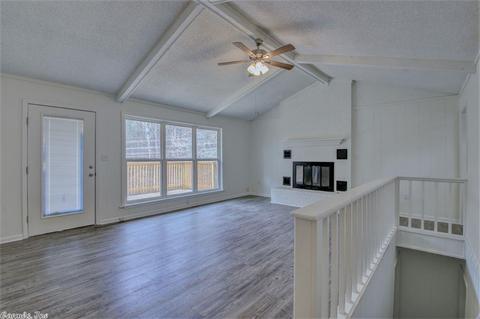 17 Crain Dr, Bryant, AR 72022 photo 4
