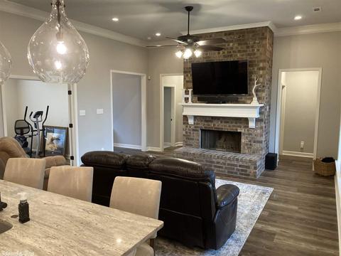 1100 Dawson Point Ave, Bryant, AR 72022 photo 3