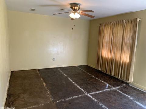 2410 Martha Cir, Pine Bluff, AR 71601 photo 6