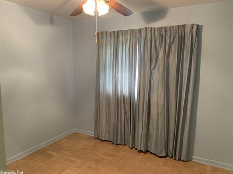 2410 Martha Cir, Pine Bluff, AR 71601 photo 9