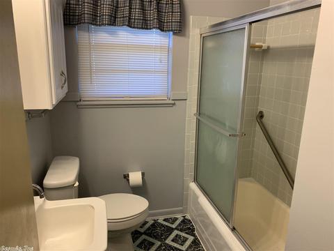 2410 Martha Cir, Pine Bluff, AR 71601 photo 8