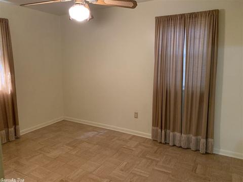 2410 Martha Cir, Pine Bluff, AR 71601 photo 11