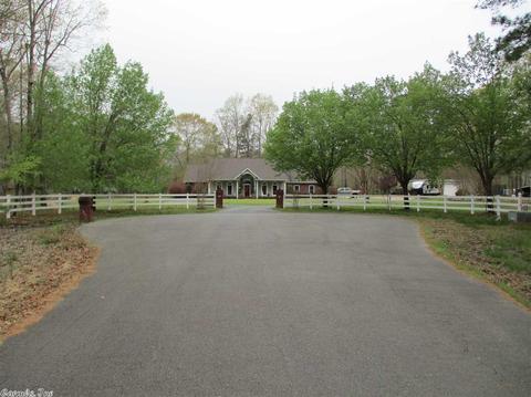 8610 Dolphin Cv, Pine Bluff, AR 71603 photo 2