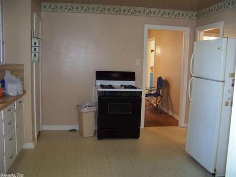1817 Robert E Lee, Malvern, AR 72104 photo 8