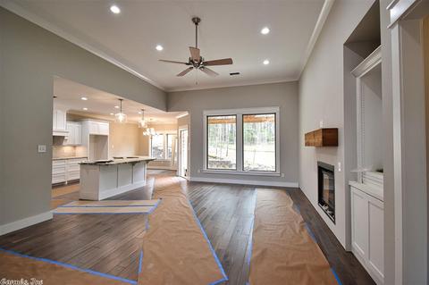 2213 Abigail Dr, Bryant, AR 72022 photo 2